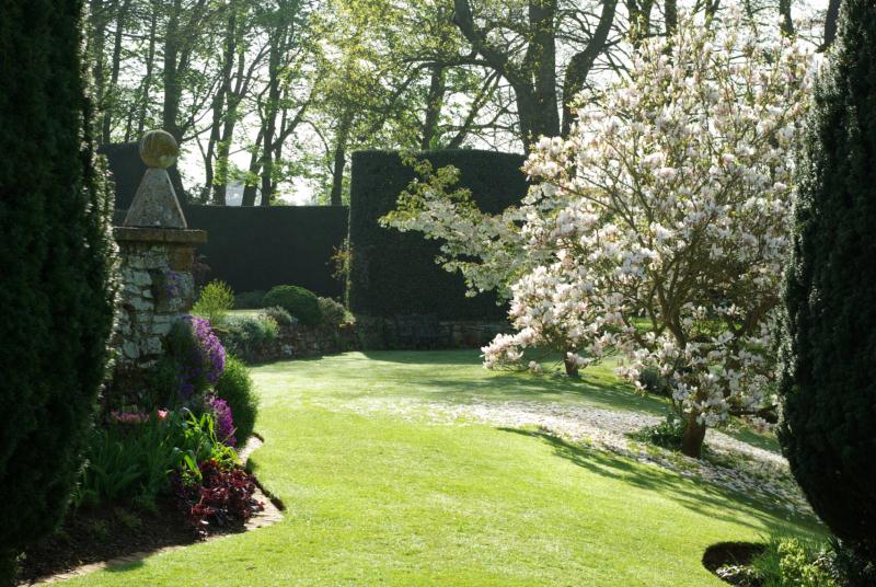 Coton Manor Garden